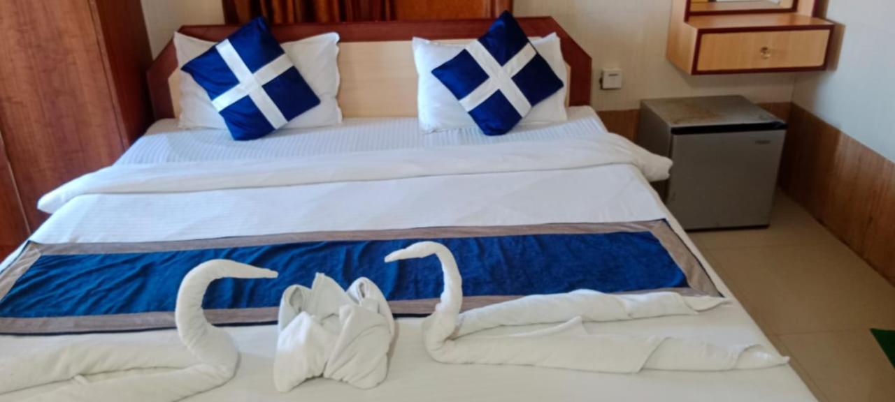 Goroomgo Star Inn Sea View Purí Exteriér fotografie