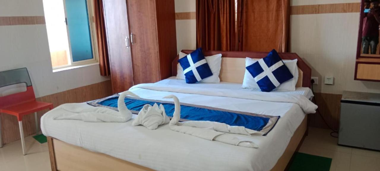 Goroomgo Star Inn Sea View Purí Exteriér fotografie